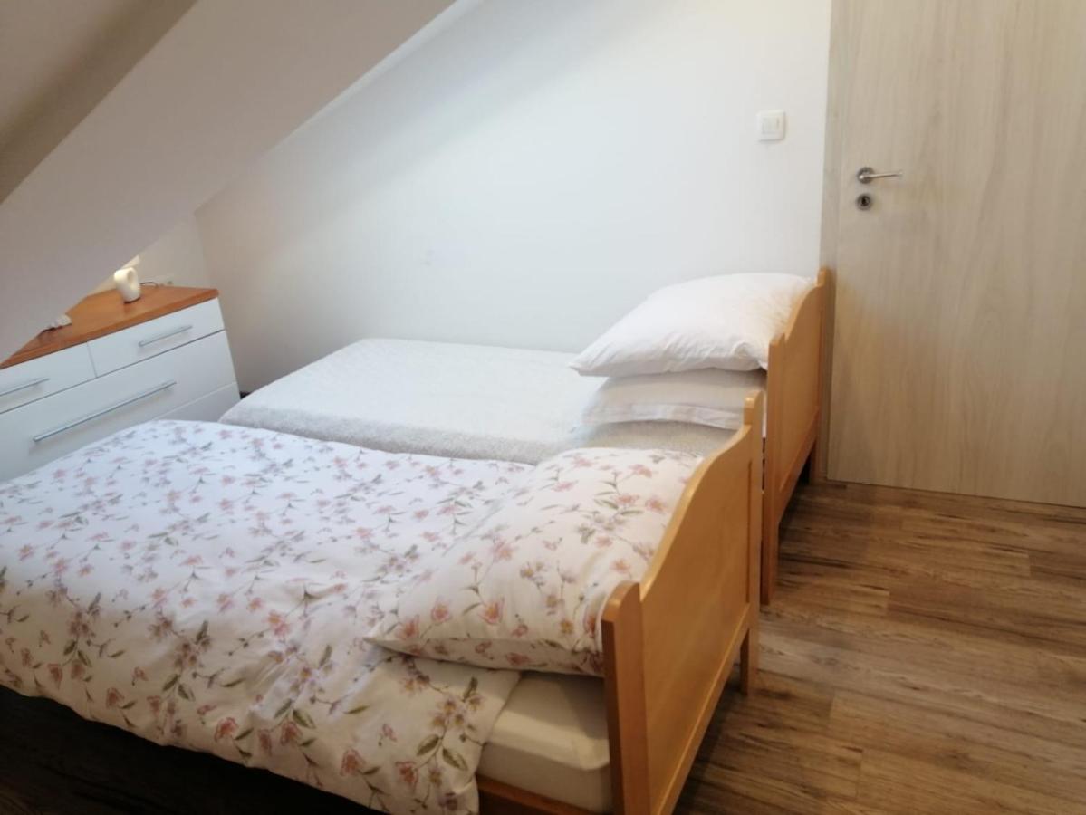 Apartman Dunatov Preko Exteriér fotografie