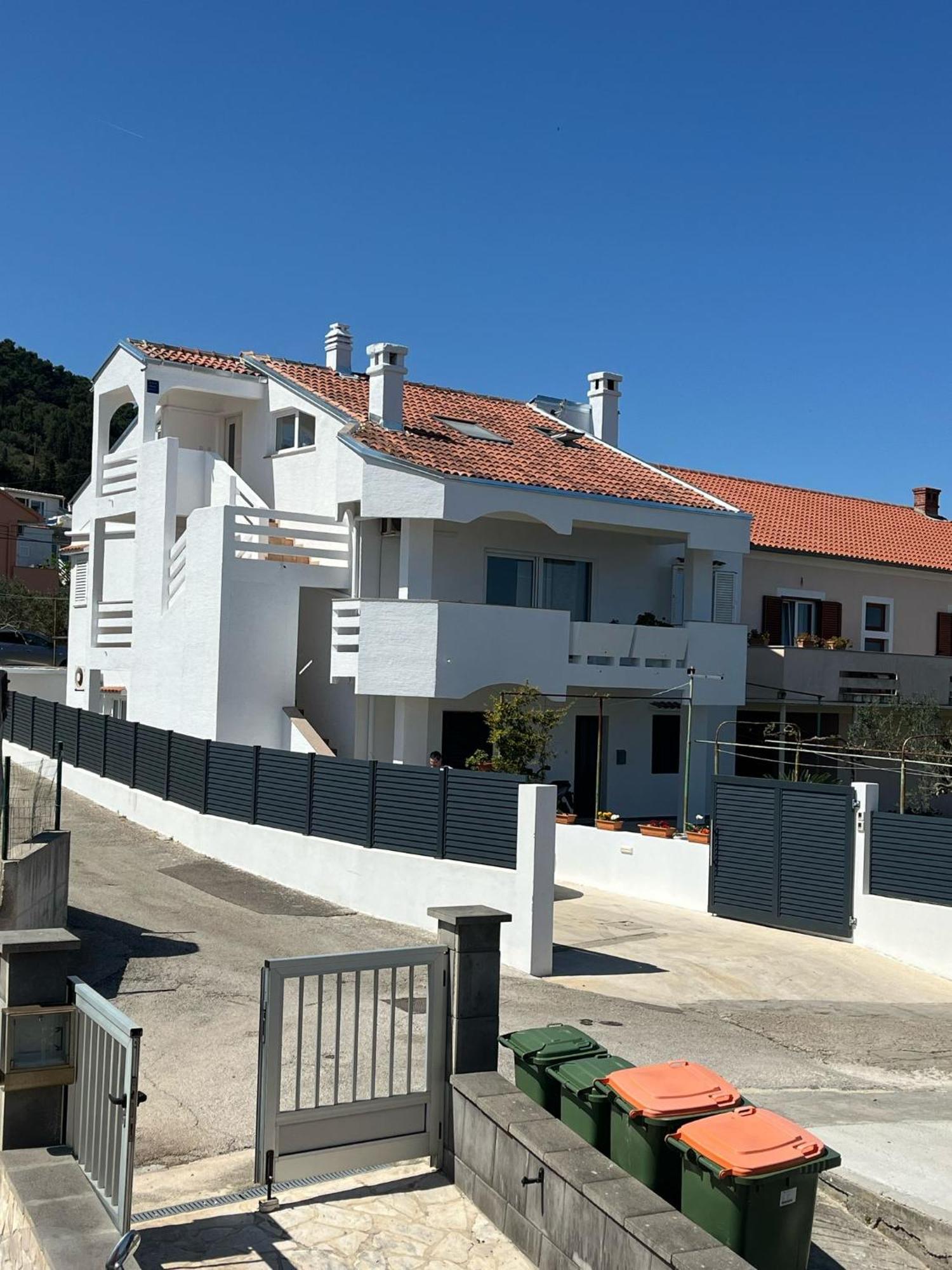 Apartman Dunatov Preko Exteriér fotografie