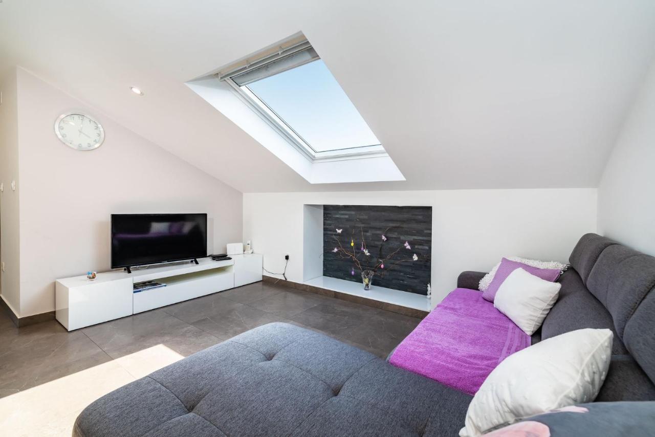 Apartman Dunatov Preko Exteriér fotografie