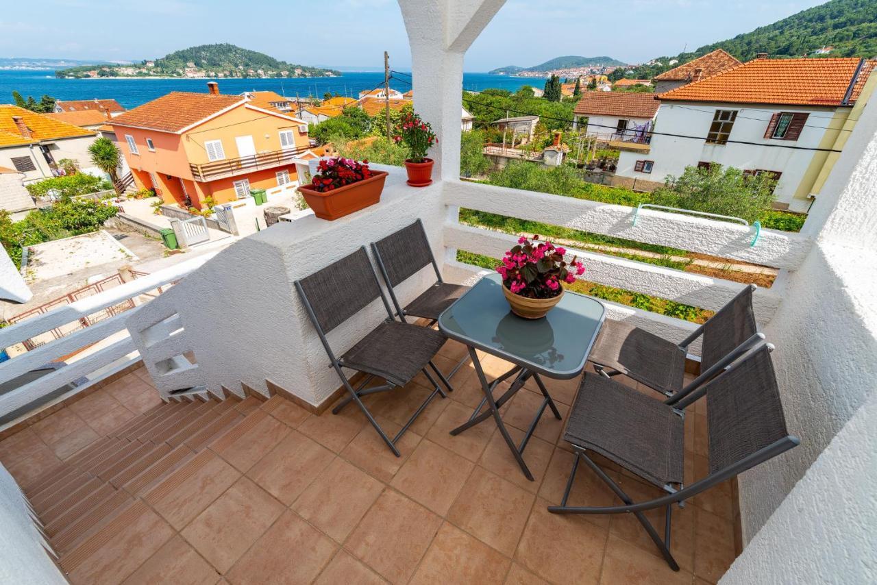 Apartman Dunatov Preko Exteriér fotografie