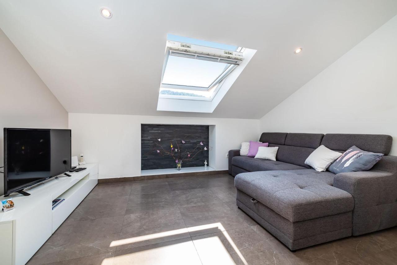 Apartman Dunatov Preko Exteriér fotografie
